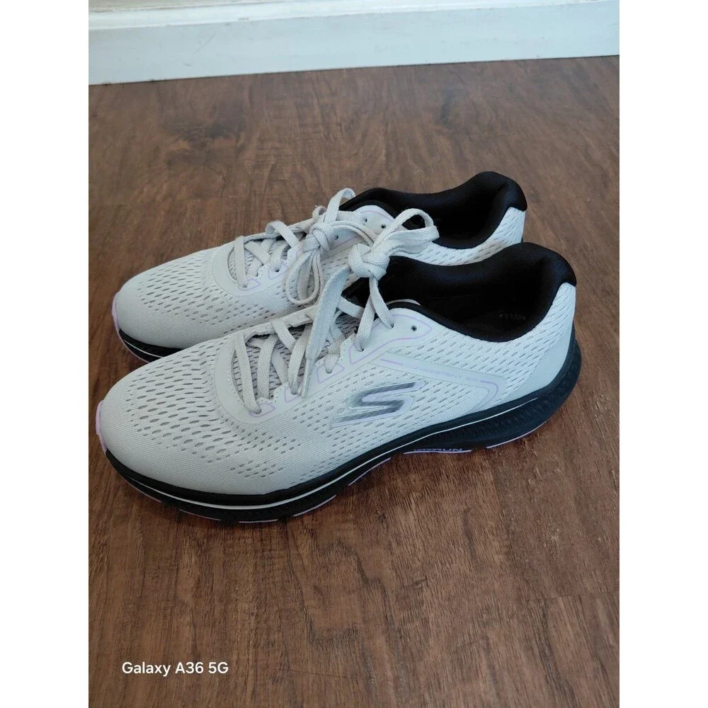 Skechers Go Run Consistent 2.0 Mile Marker Lace Up Gray Sneaker Women Sz 10